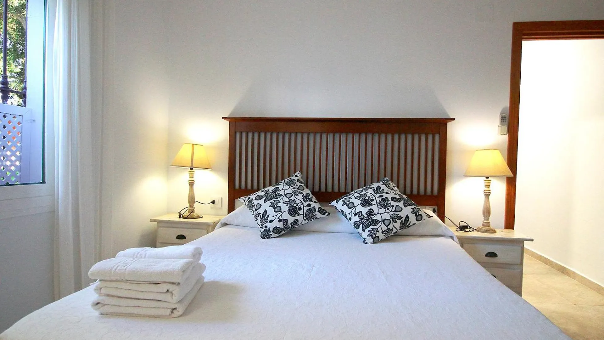Casas Isabel Guest House Zahora